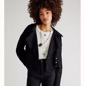 NWT M Amelia Lace Bed Jacket